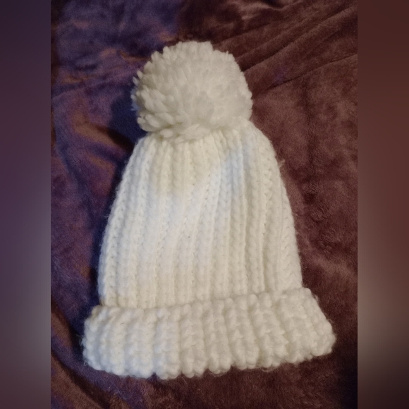 H&M beanie - Picture 2 of 2